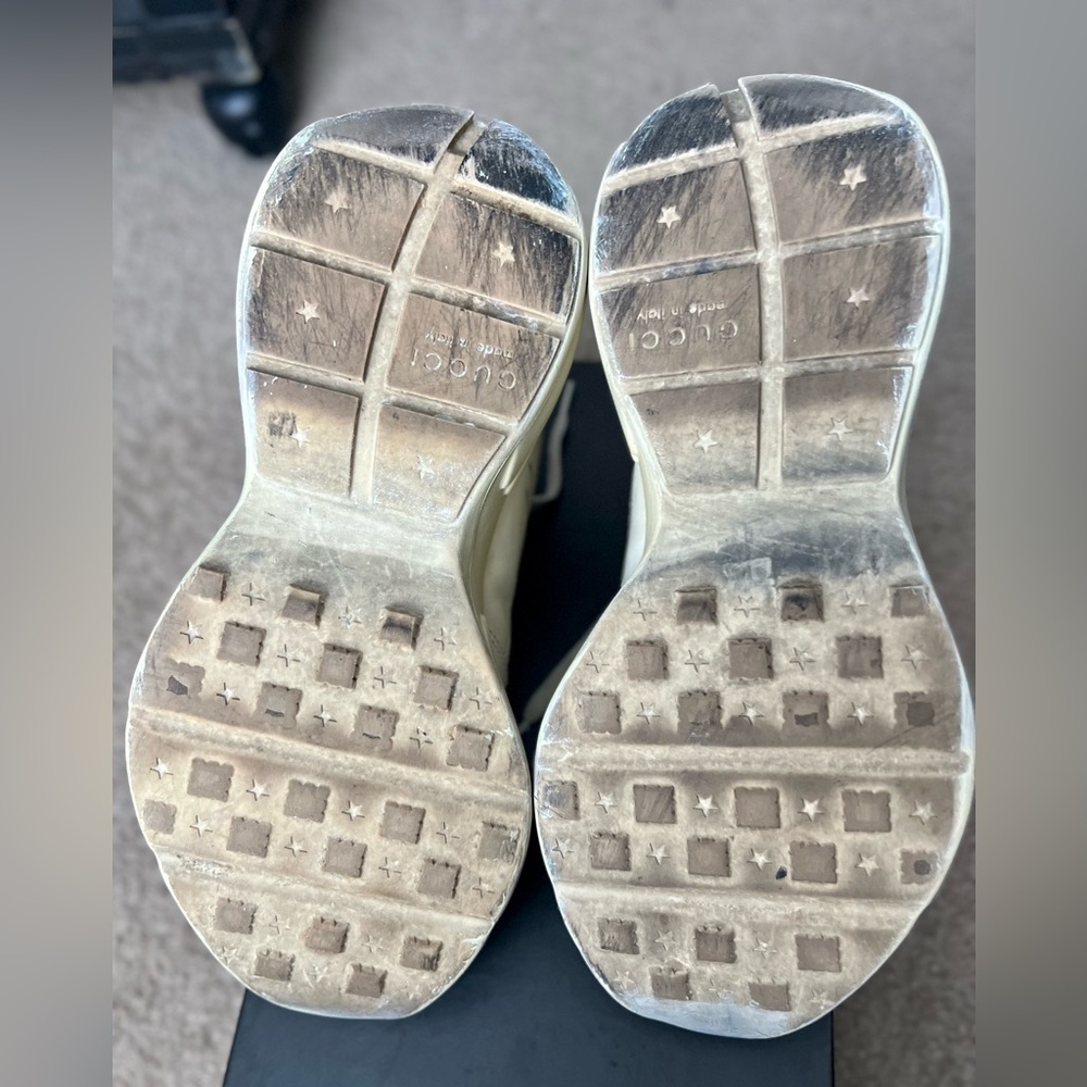 Gucci Rhyton Shoes - Picture 12 of 12